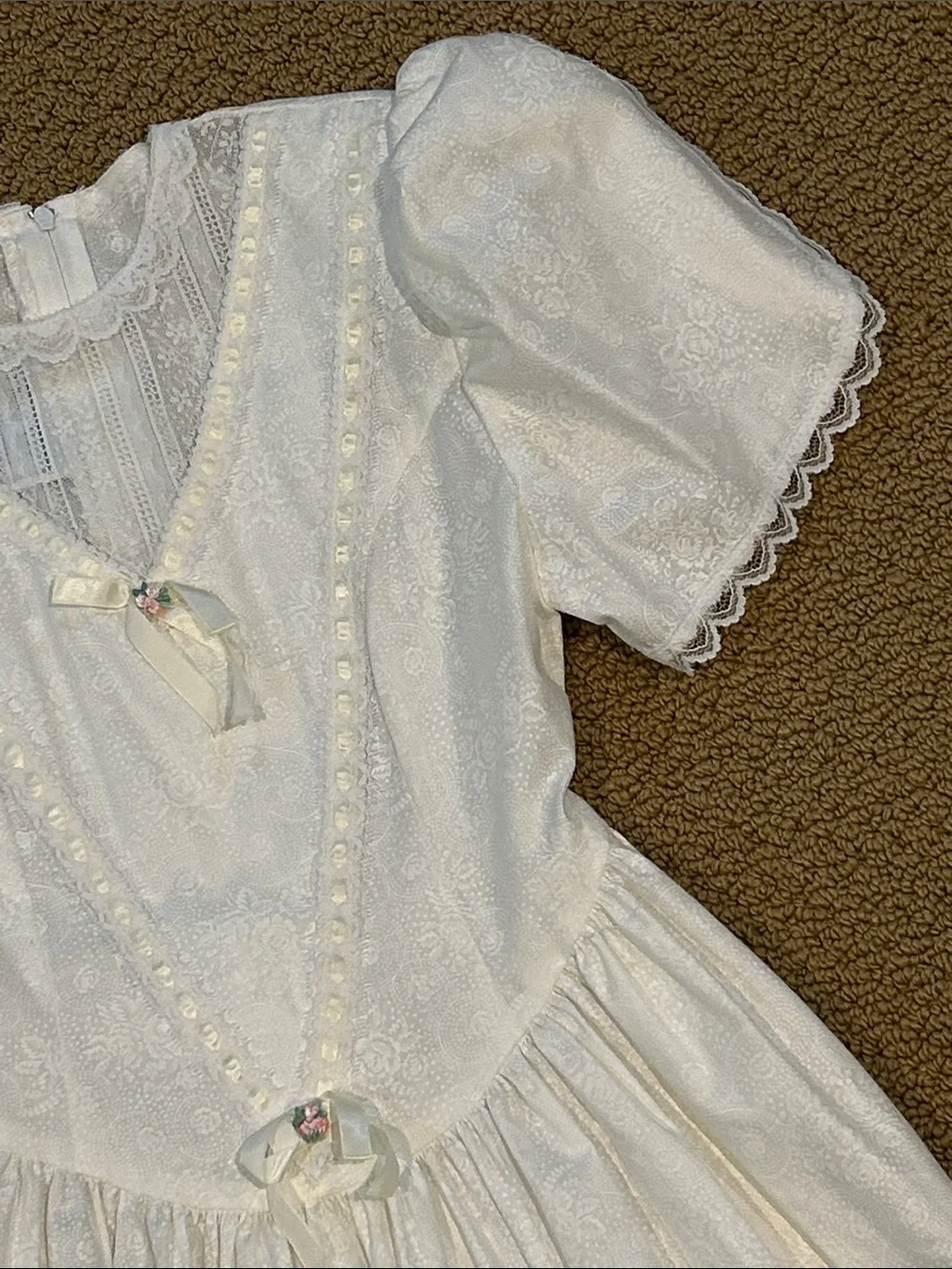 Vintage Gunne Sax Girls White Prairie Dress size 7 Floral Lace Ribbon Bow